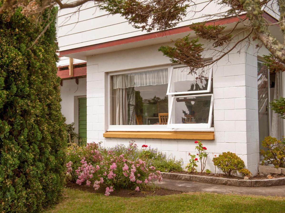 Holiday Haven - Whitianga Bach Villa Exterior photo